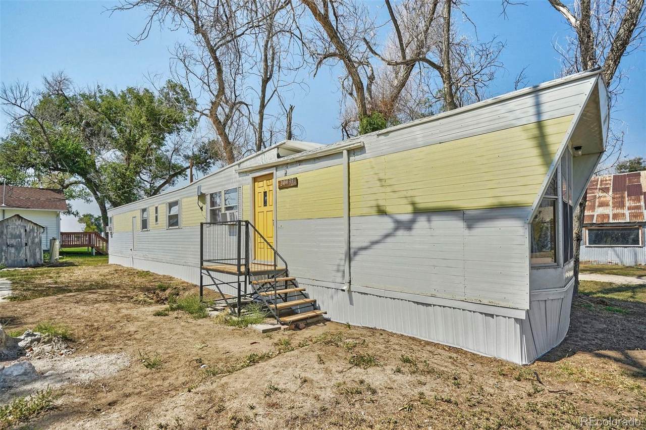 20939 Main Street - Photo 1