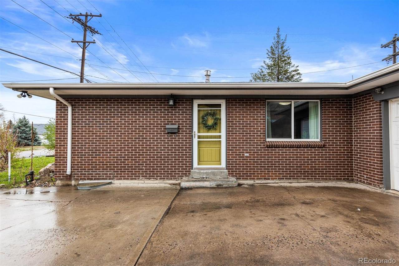 4620 Florida Avenue - Photo 1