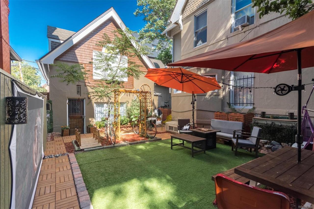 1427 Franklin Street - Photo 1