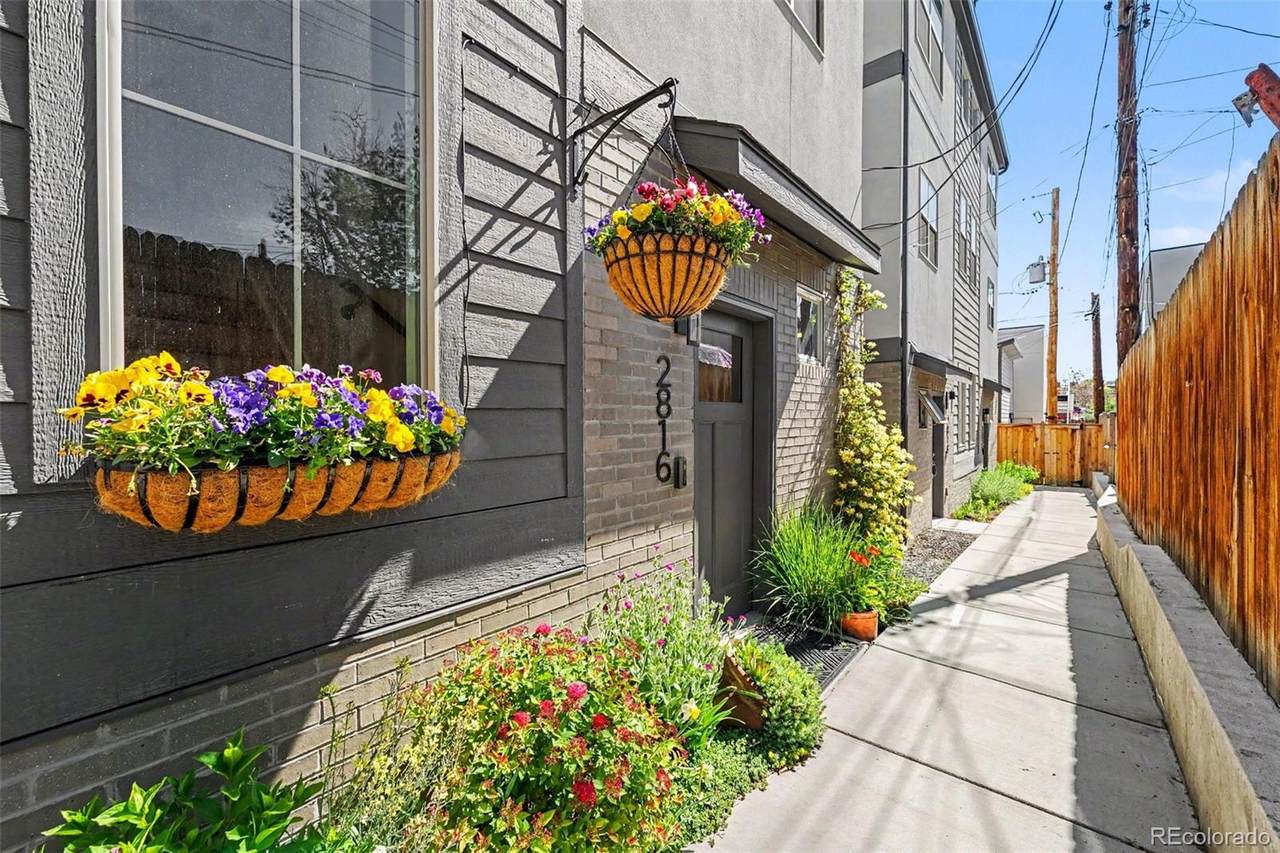 2816 Federal Boulevard - Photo 1