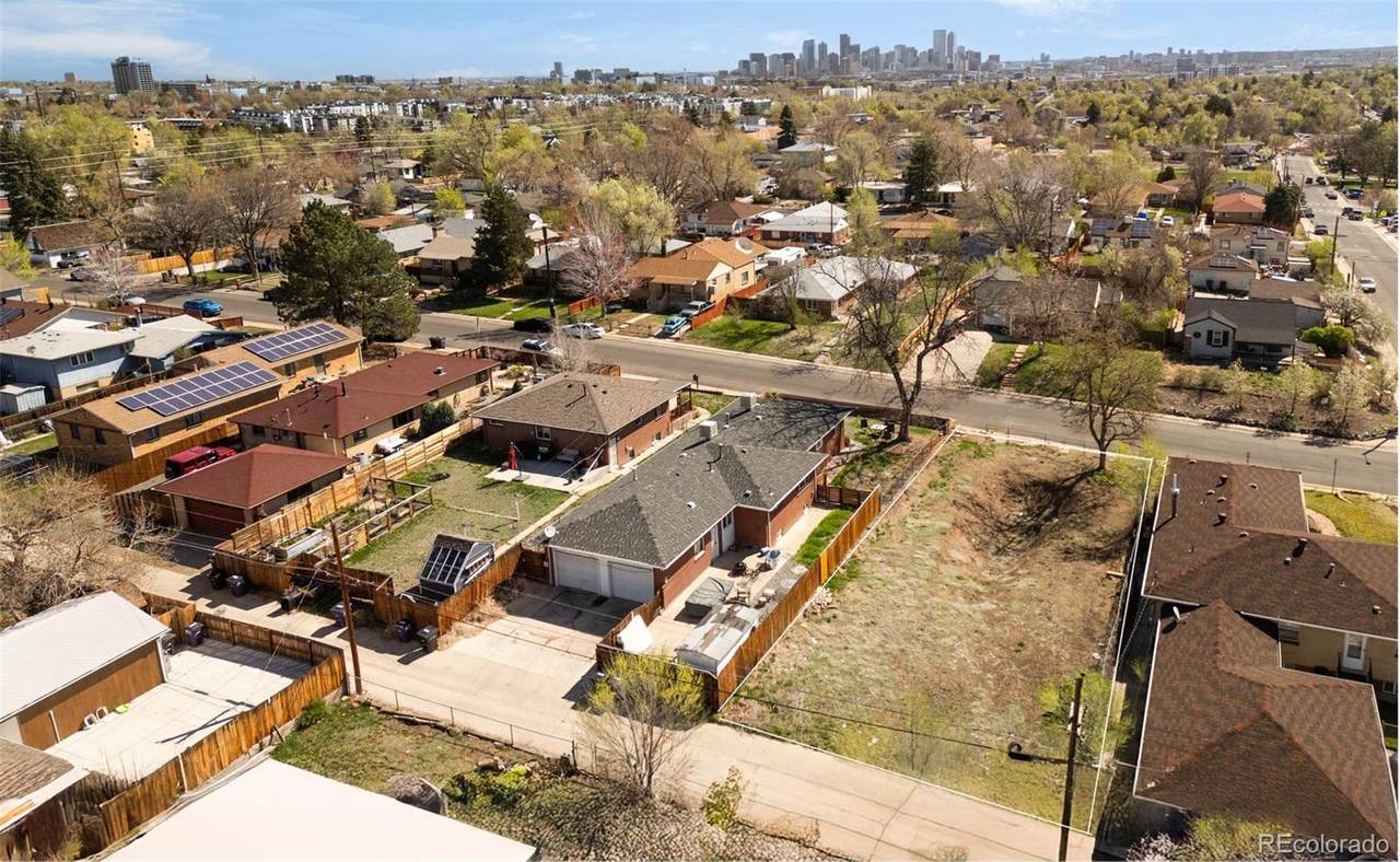 909-911 Wolff Street - Photo 1