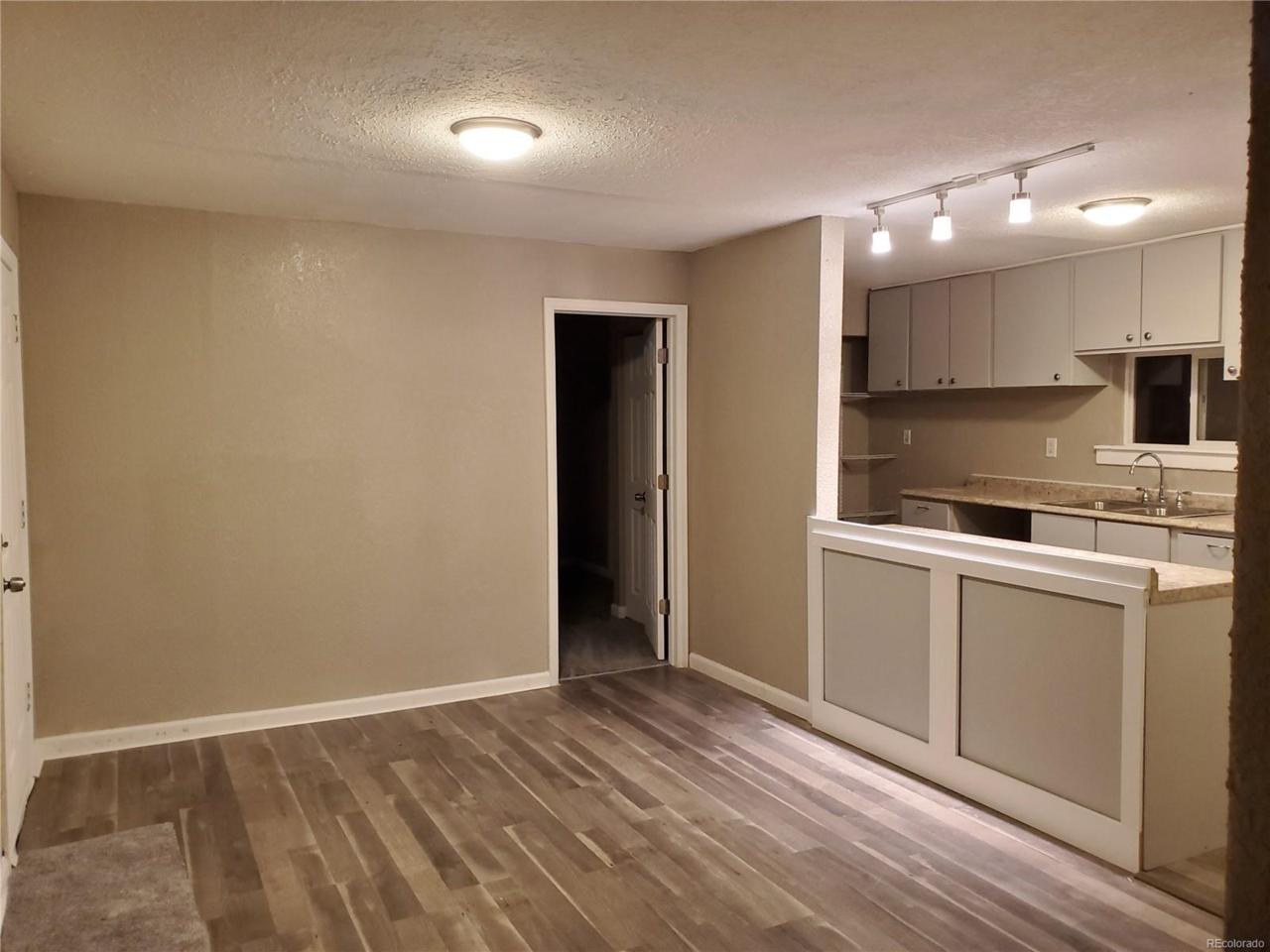 550 Meade Street - Photo 1