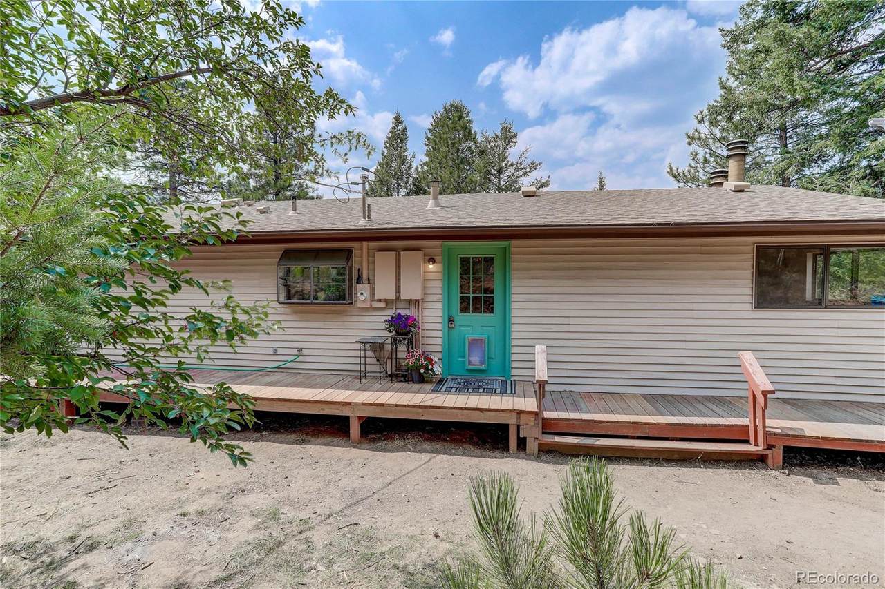 15 Gigi Lane - Photo 1