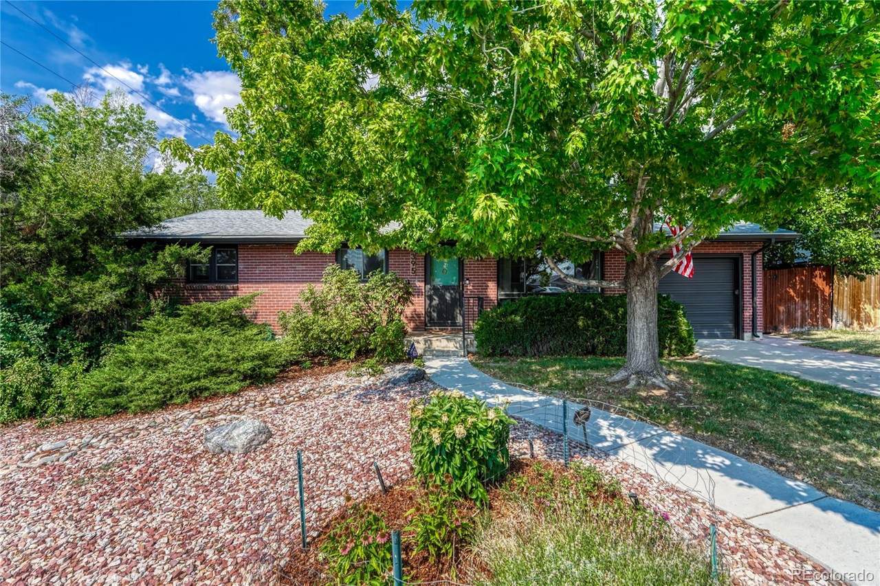 395 Lee Street - Photo 1