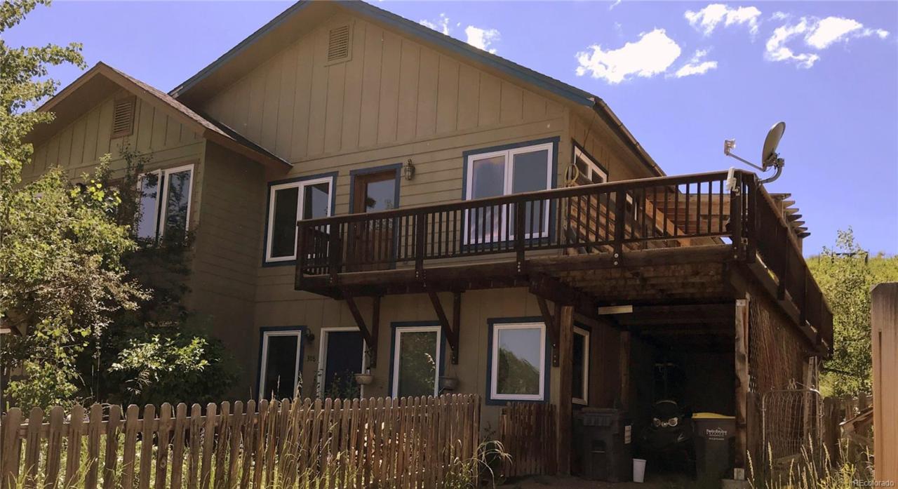 308 Grandview Avenue - Photo 1