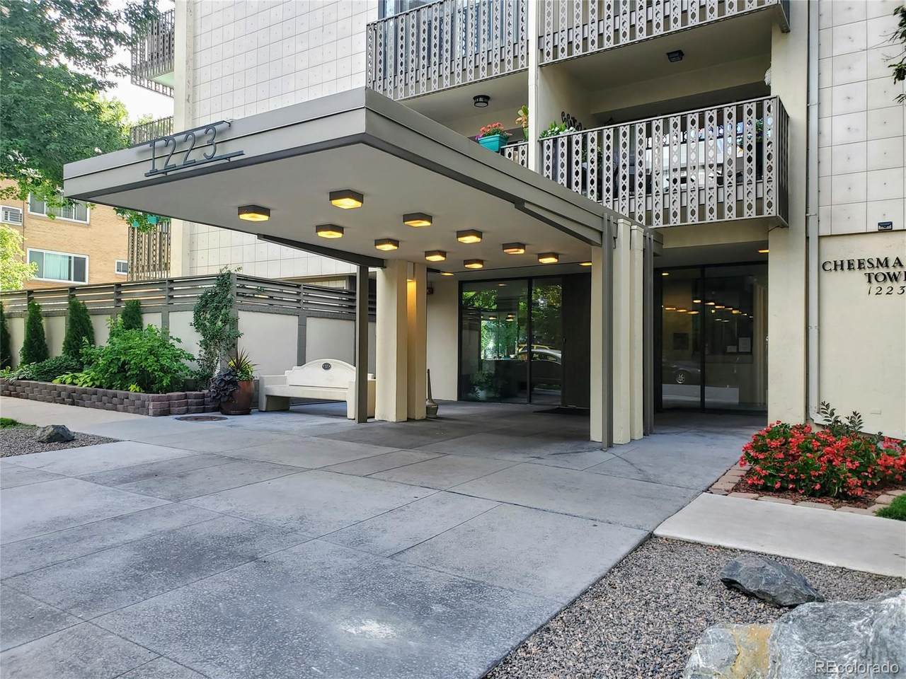 1223 Race Street - Photo 1