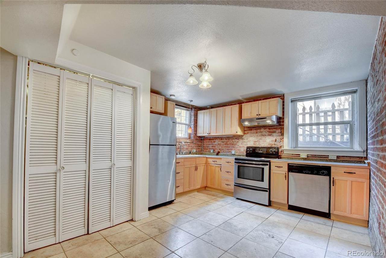 947 Pennsylvania Street - Photo 1