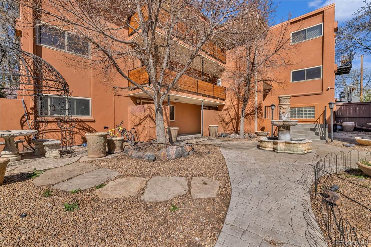20 Logan Street - Photo 1