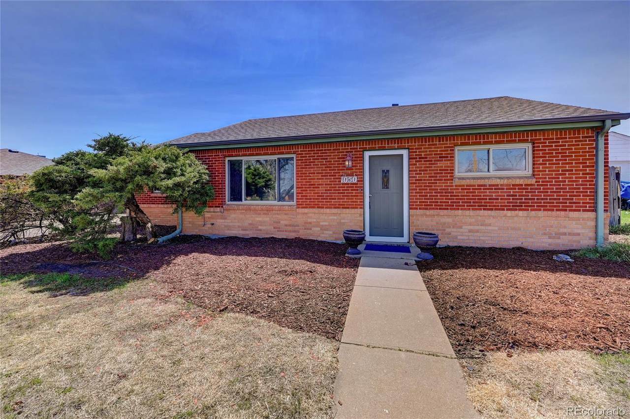 1050 91st Avenue - Photo 1