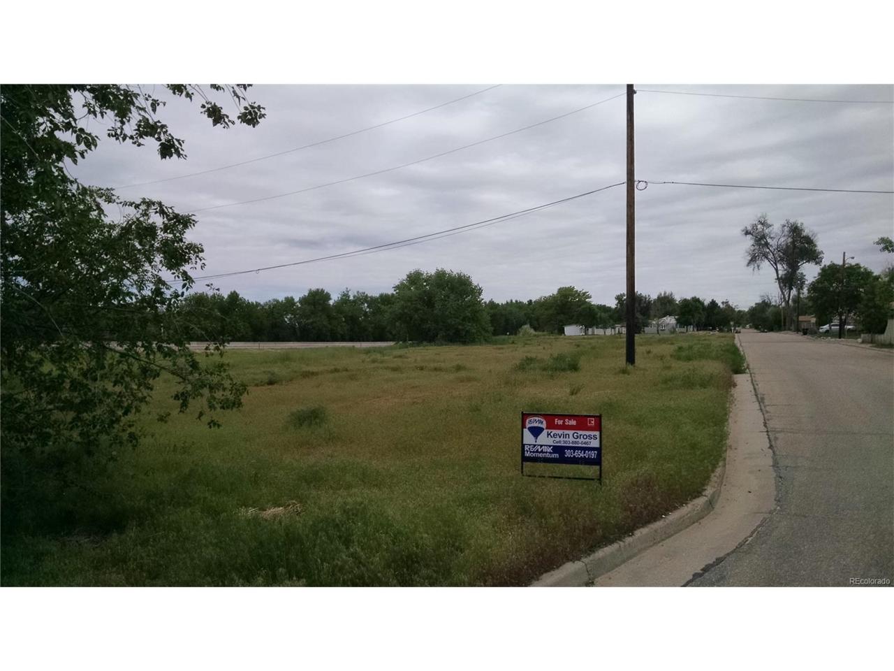Grand Avenue - Photo 1