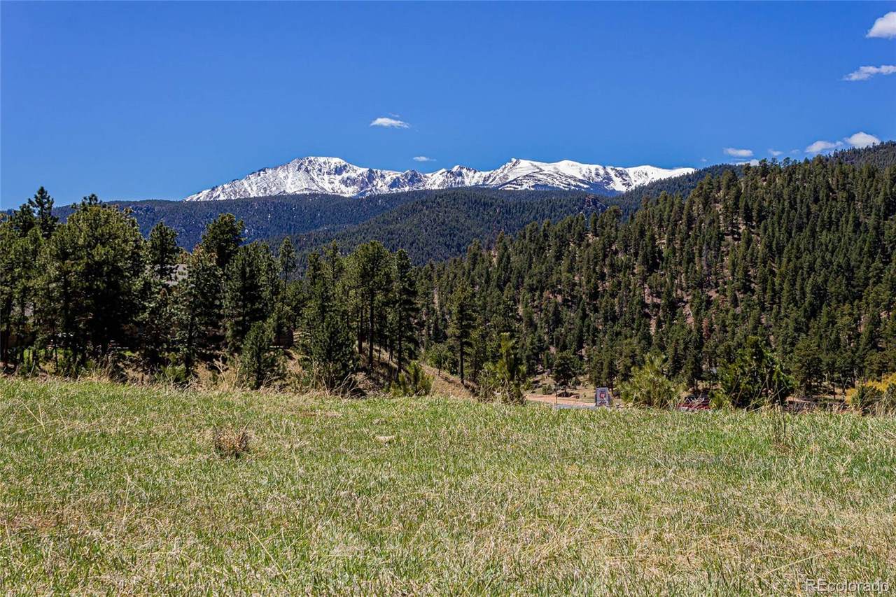 2721 Mountain Glen Court - Photo 1