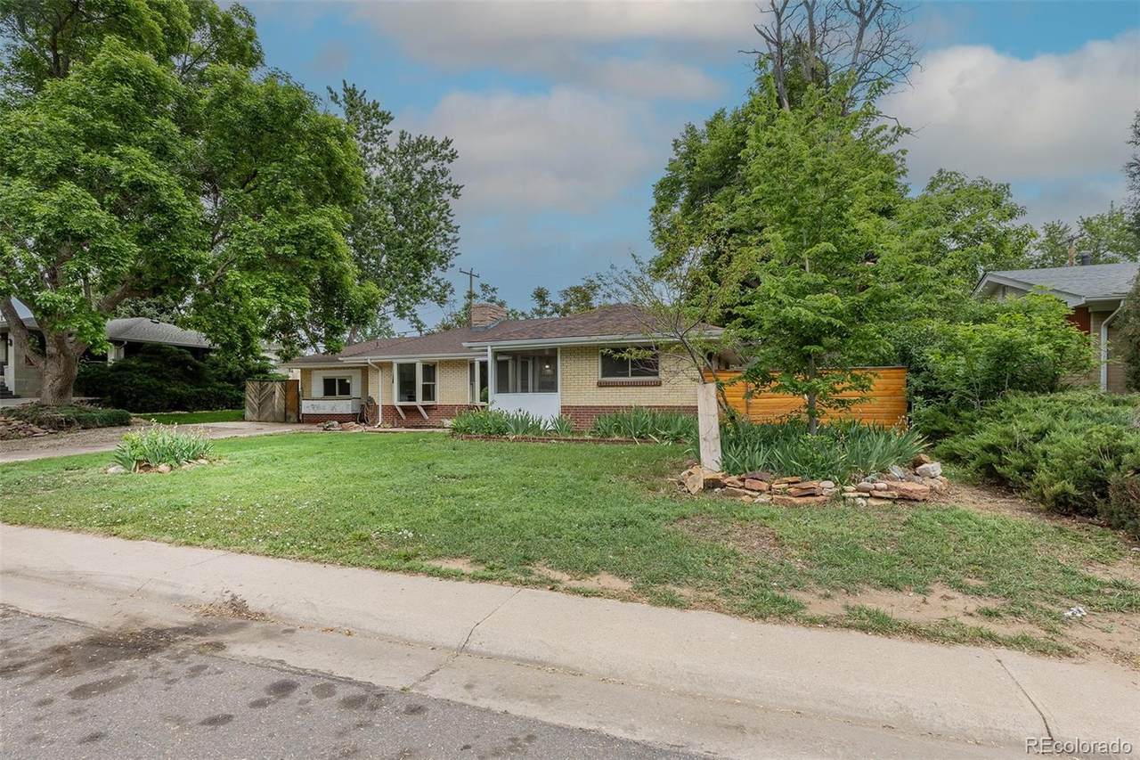 5810 Greenwood Street - Photo 1