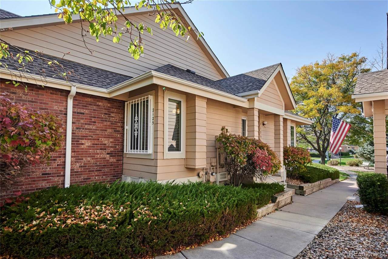 2125 Troy Way - Photo 1
