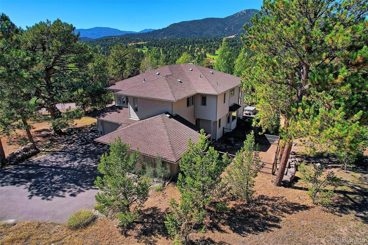 30067 Berkshire Court - Photo 1
