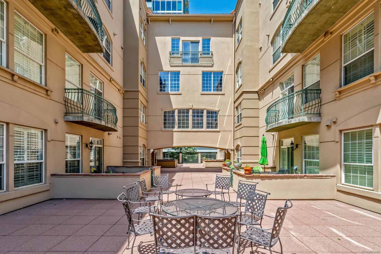 1200 Cherokee Street - Photo 1