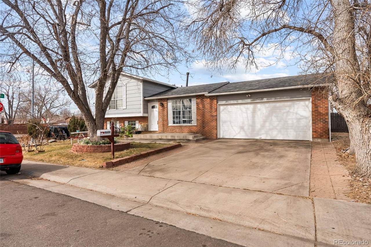 4609 Fontana Way - Photo 1