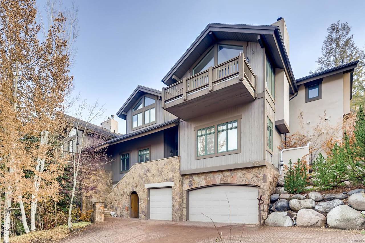 342 Eagle Drive - Photo 1