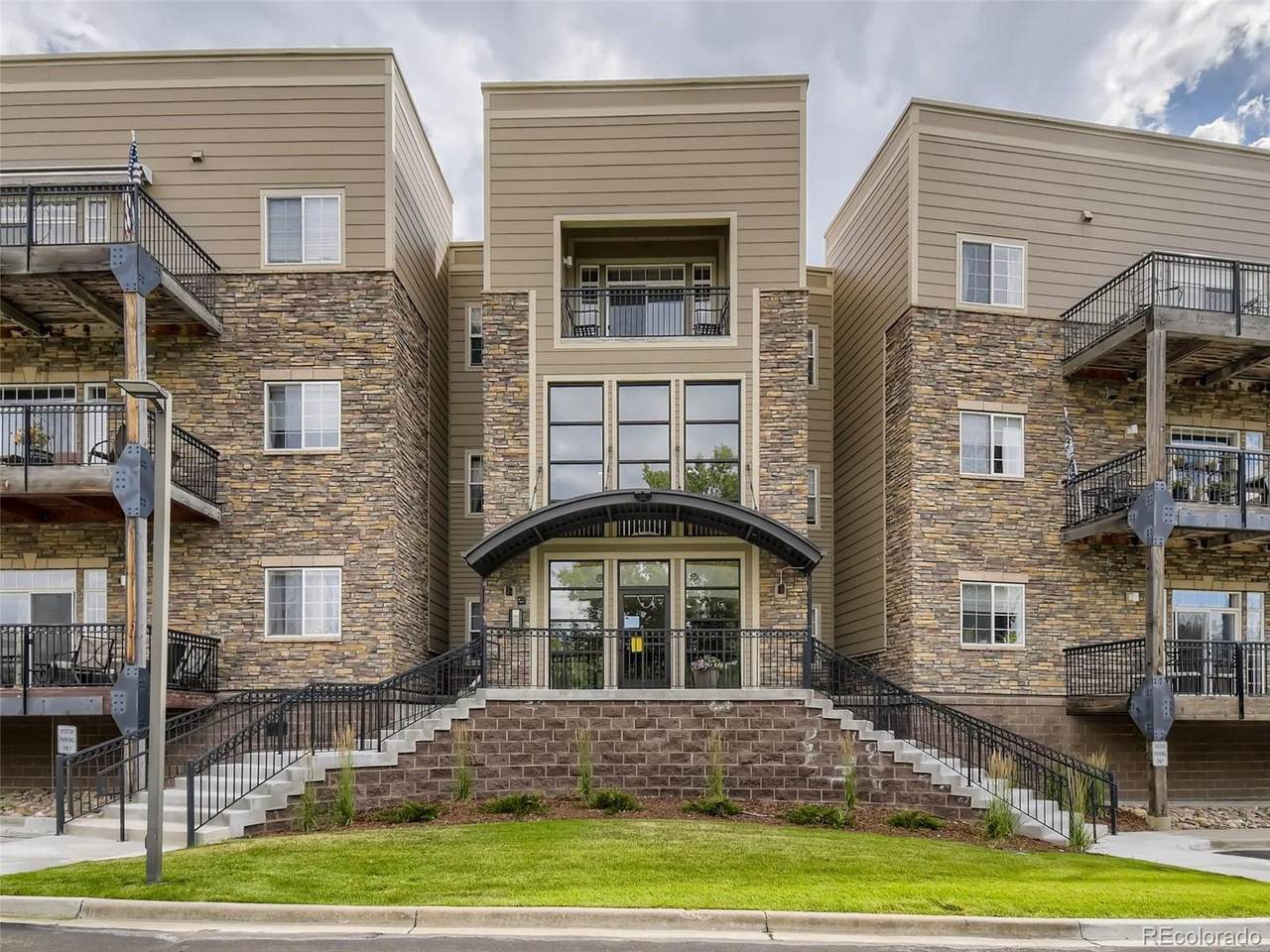 6000 Floyd Avenue - Photo 1