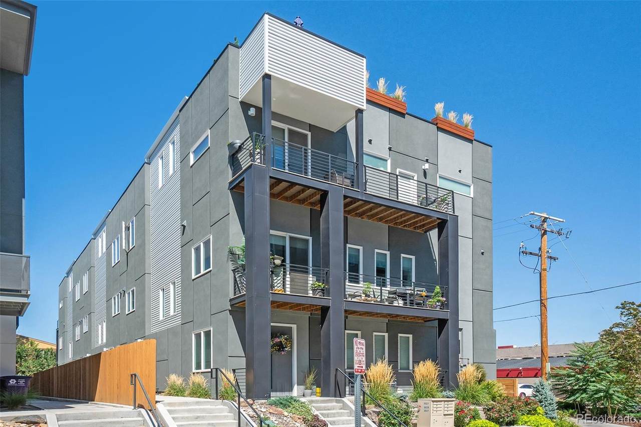 3031 16th Avenue - Photo 1