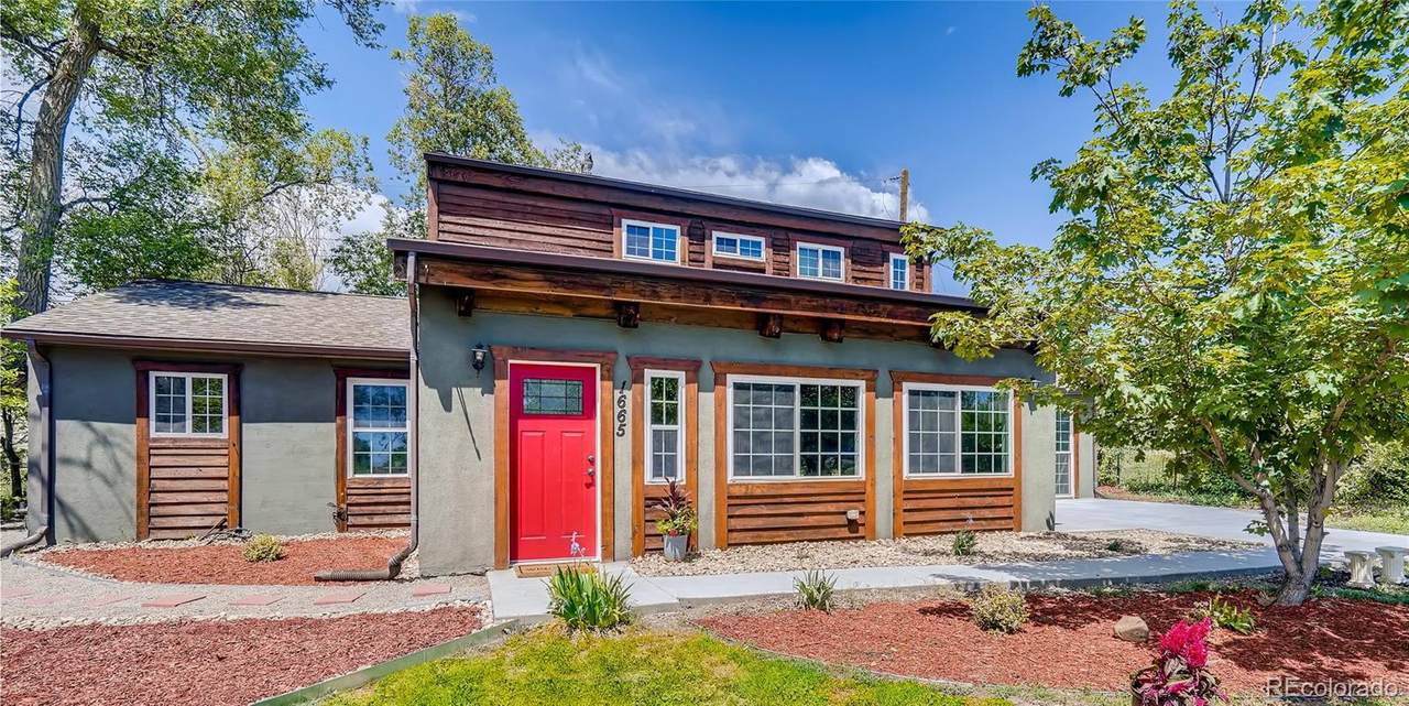 1665 Swadley Street - Photo 1