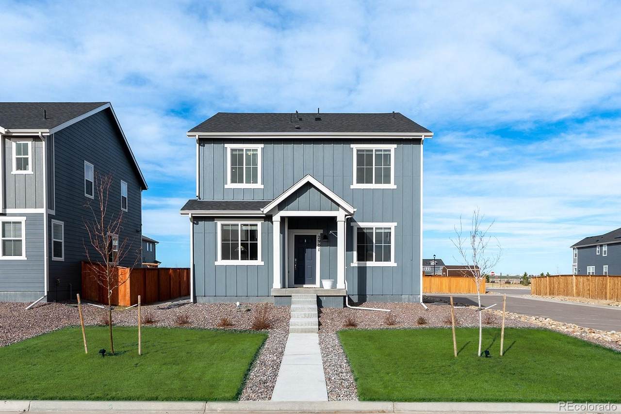 2901 Oxley Street - Photo 1