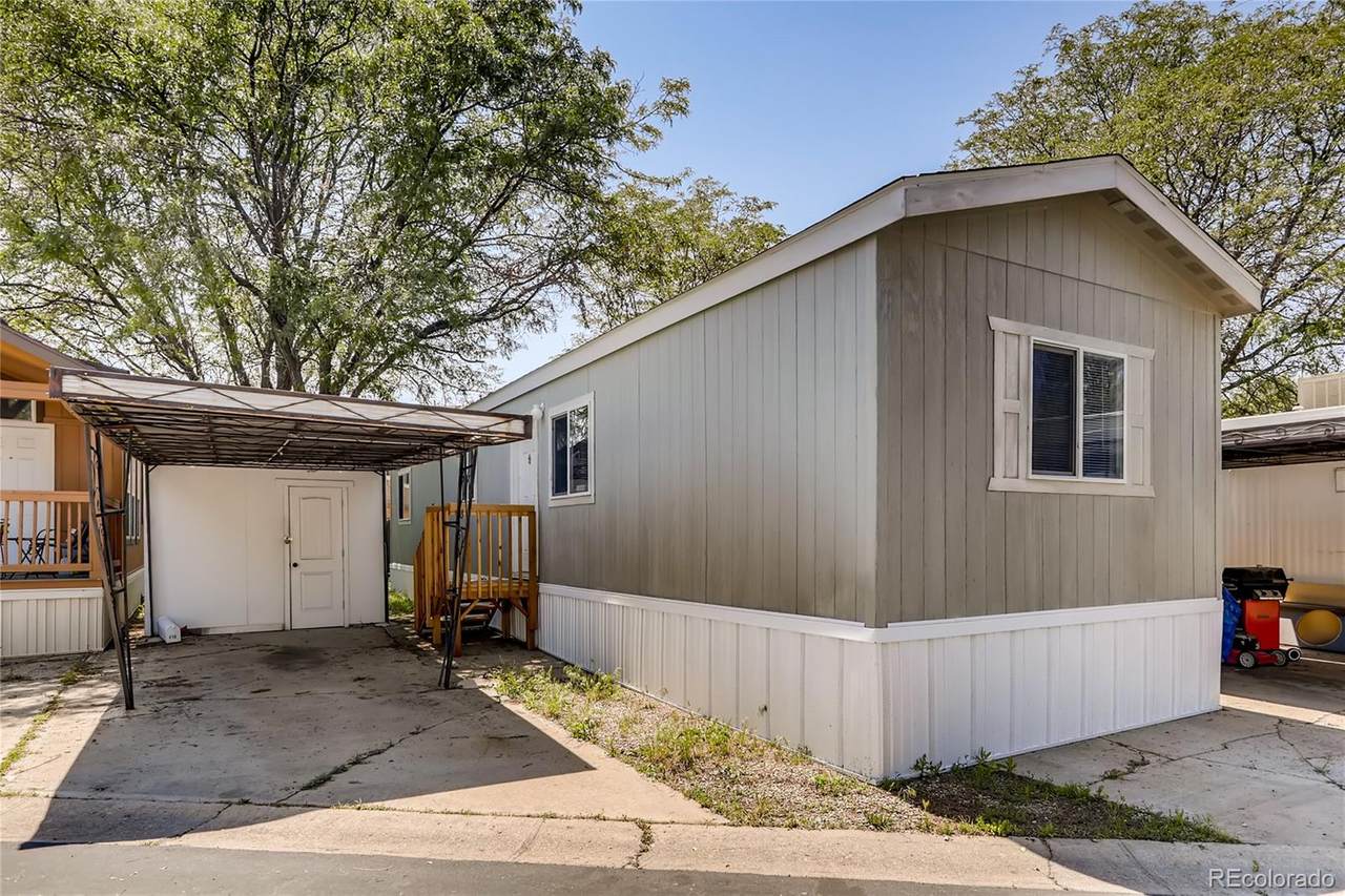 1540 Billings Street - Photo 1