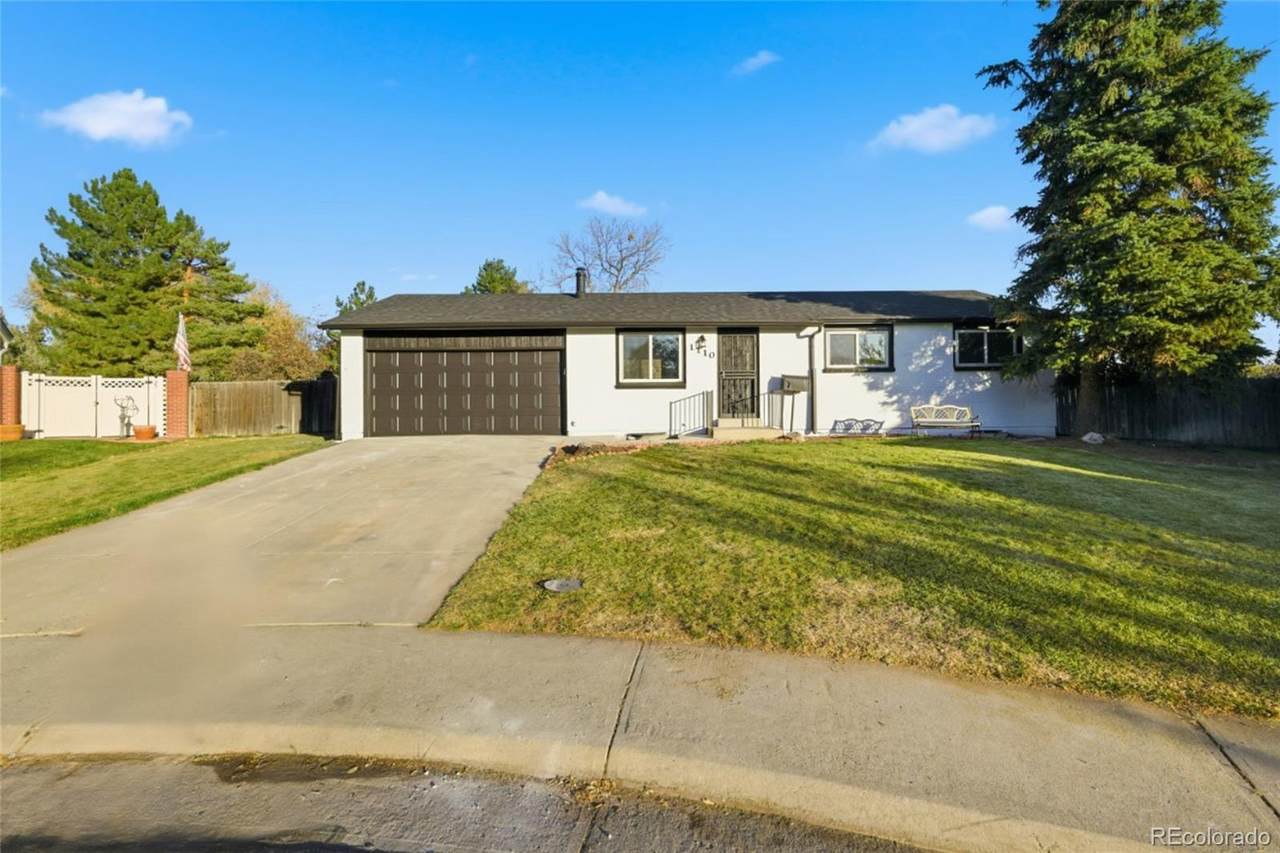 1110 95th Circle - Photo 1