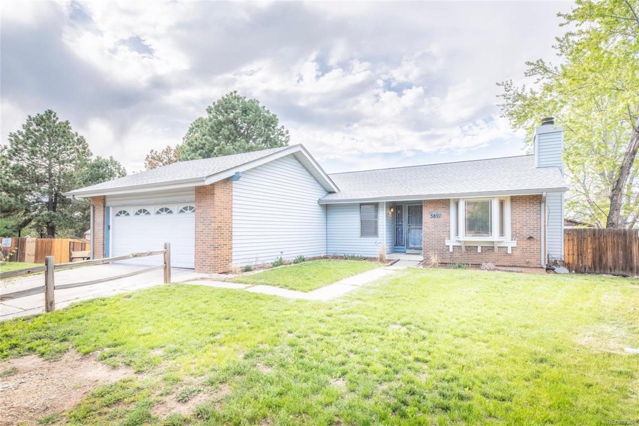 3897 Fraser Street - Photo 1
