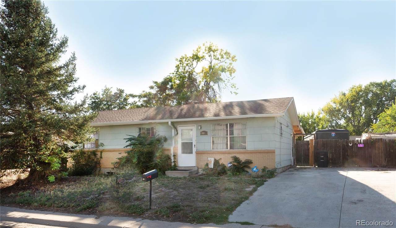 5557 Crystal Way - Photo 1