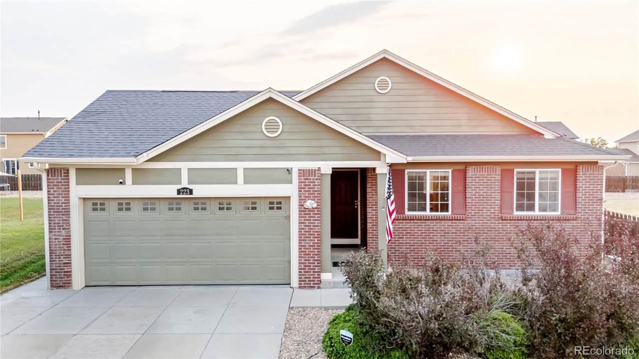 223 New Castle Way - Photo 1