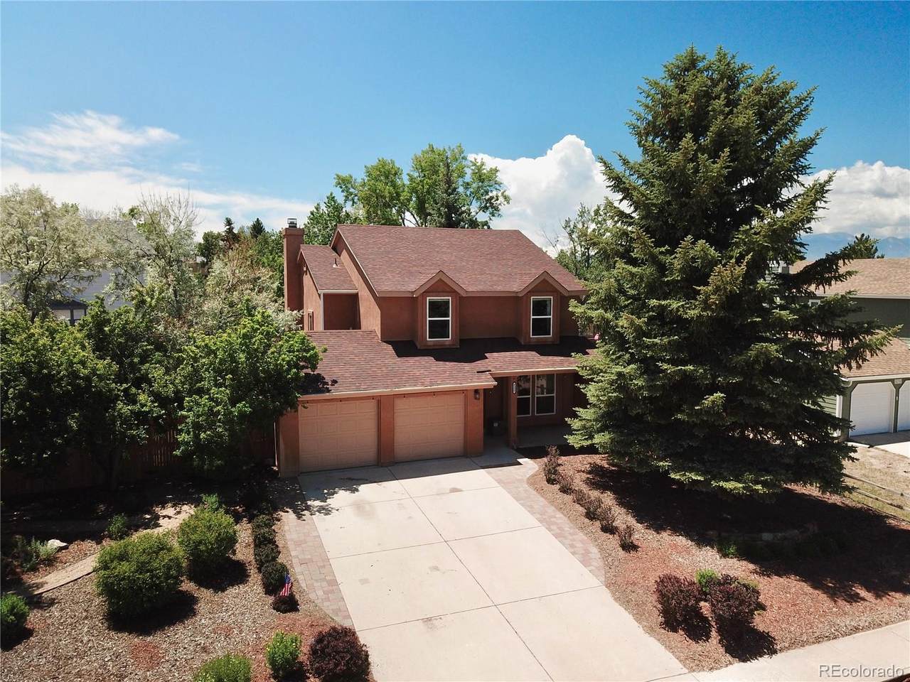 8255 Avens Circle - Photo 1