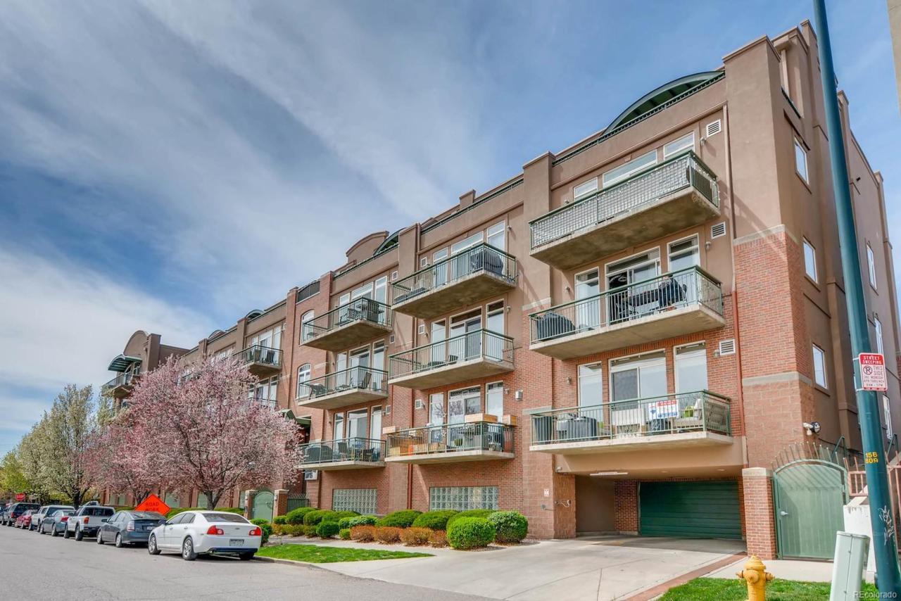 3201 Shoshone Street - Photo 1