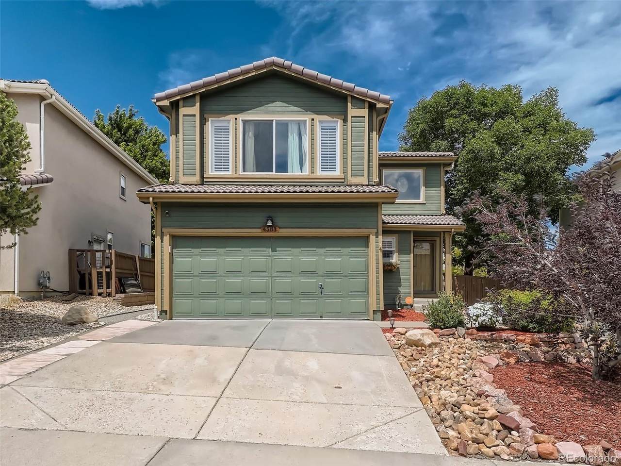 4581 Lyndenwood Circle - Photo 1