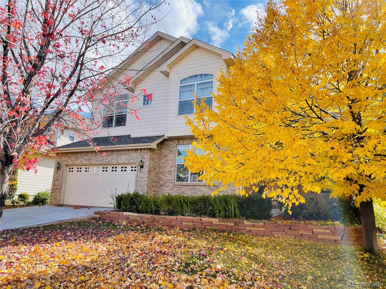 16866 Peakview Avenue - Photo 1