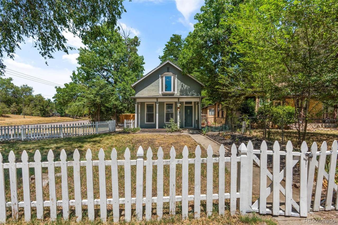 704 High Street - Photo 1