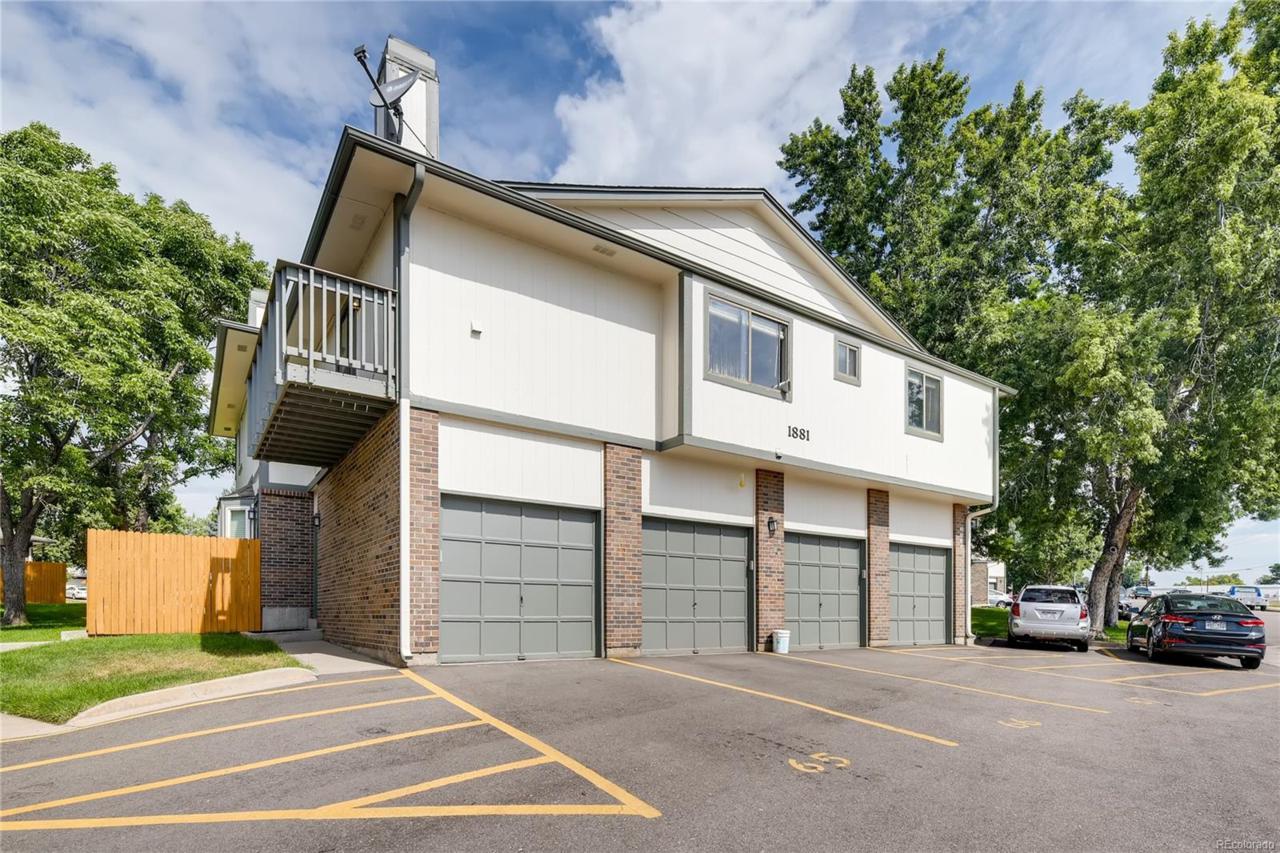 1881 Allison Street - Photo 1