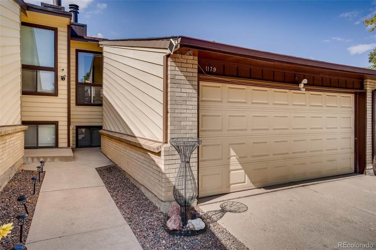 1179 Newland Street - Photo 1