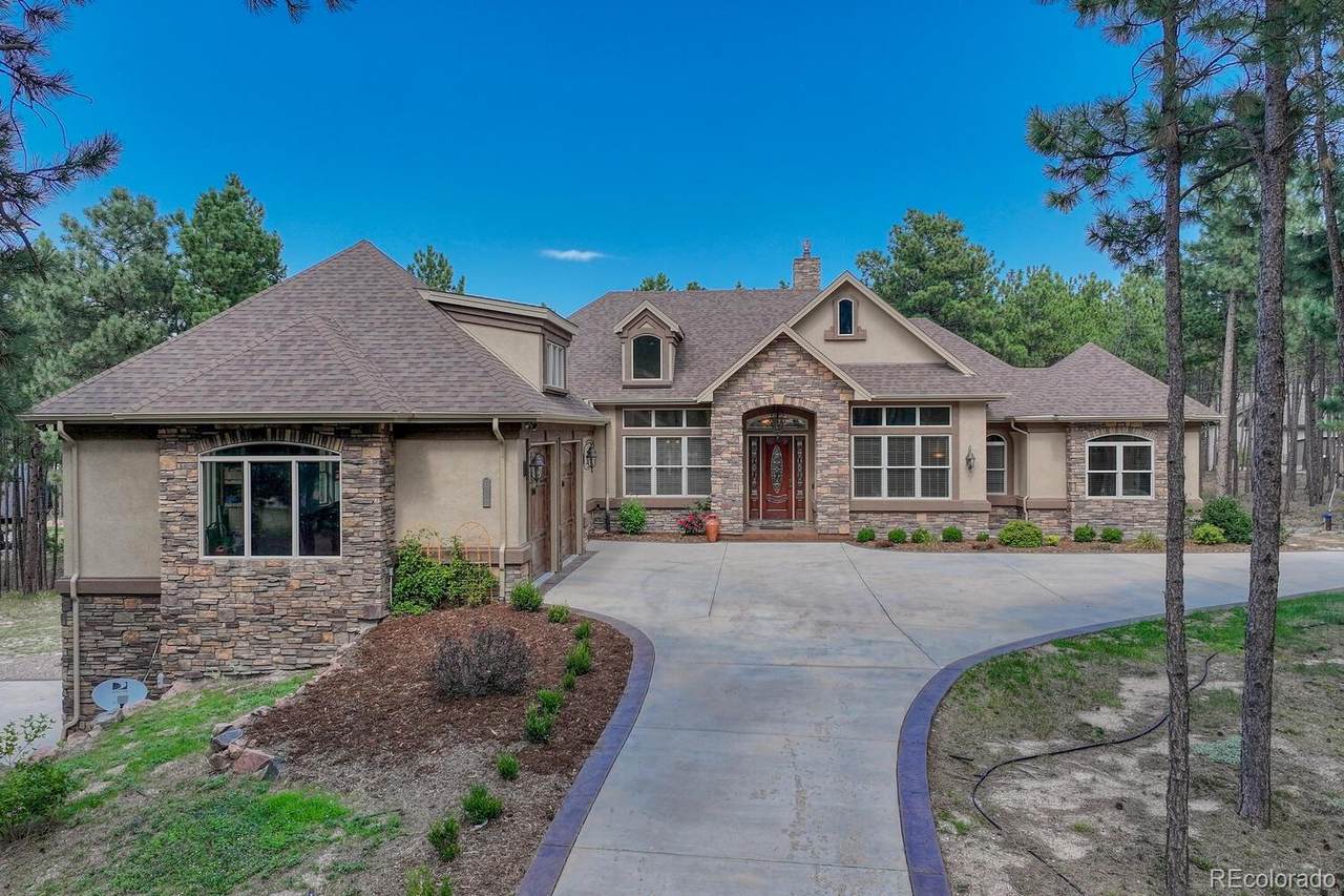 1360 Trumpeters Court - Photo 1