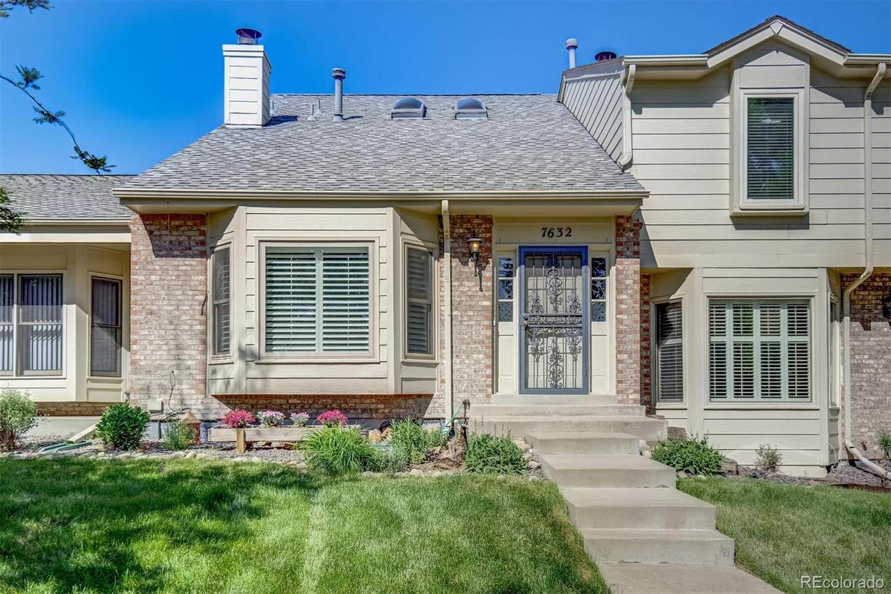 7632 Cove Circle - Photo 1