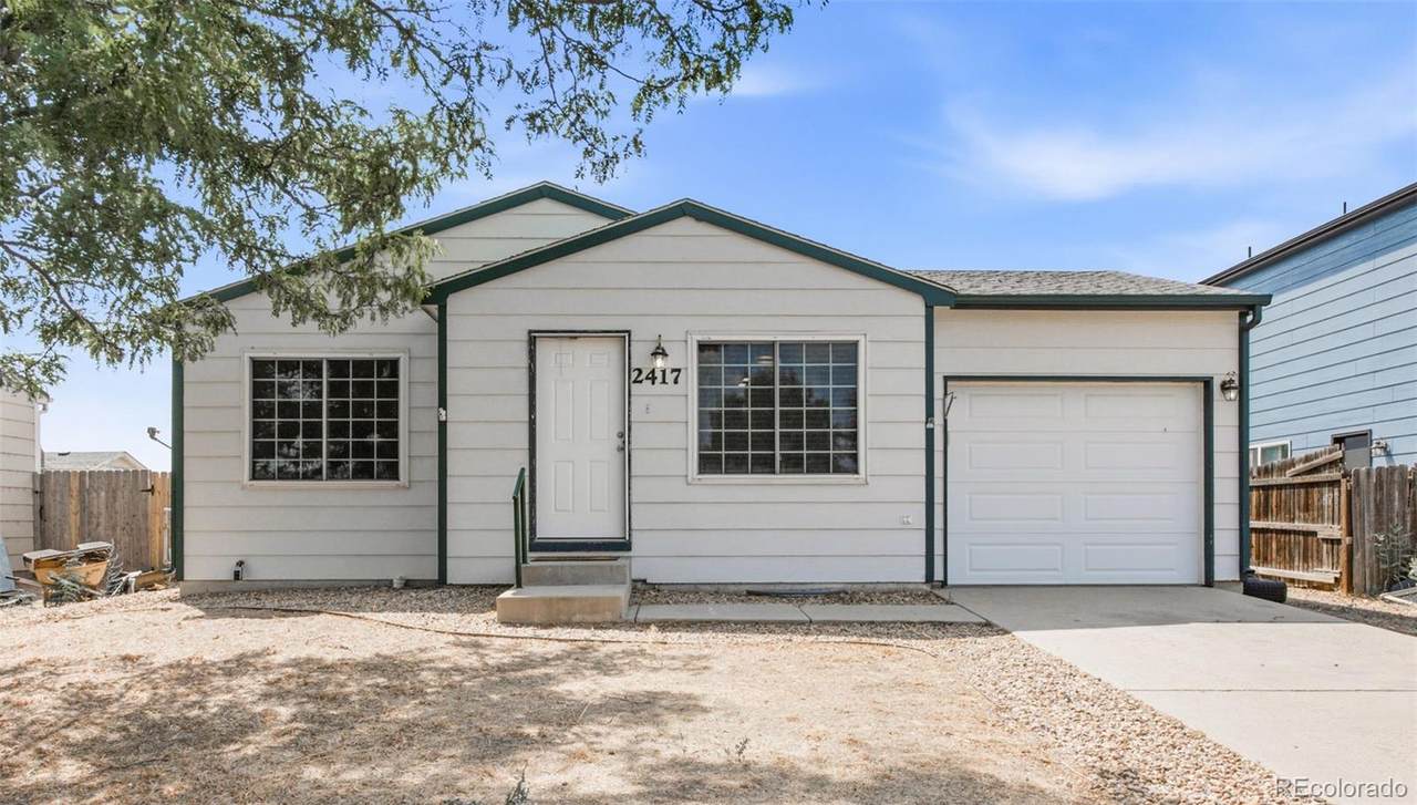 2417 Bearwood Avenue - Photo 1