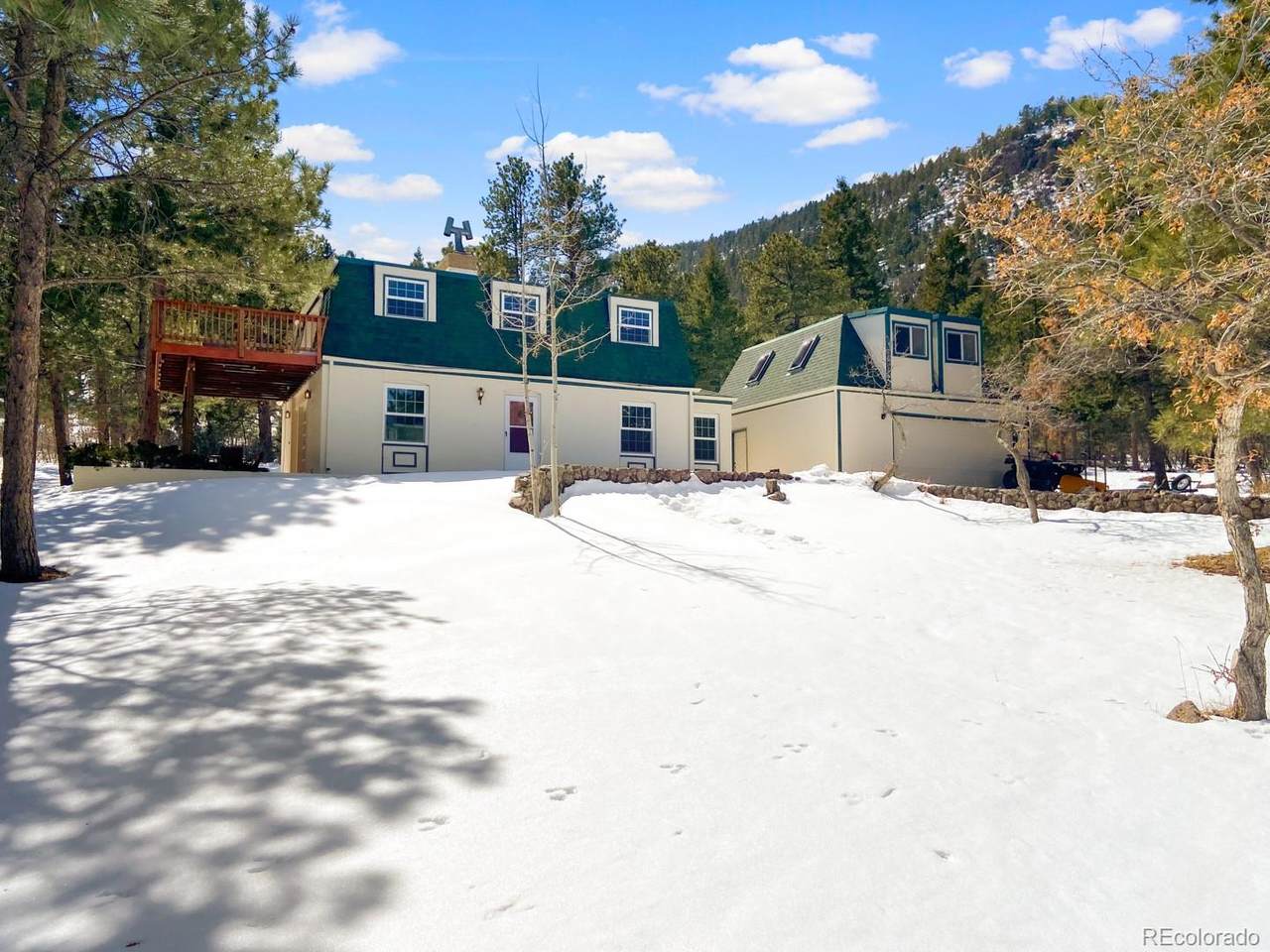 790 Sunridge Circle - Photo 1