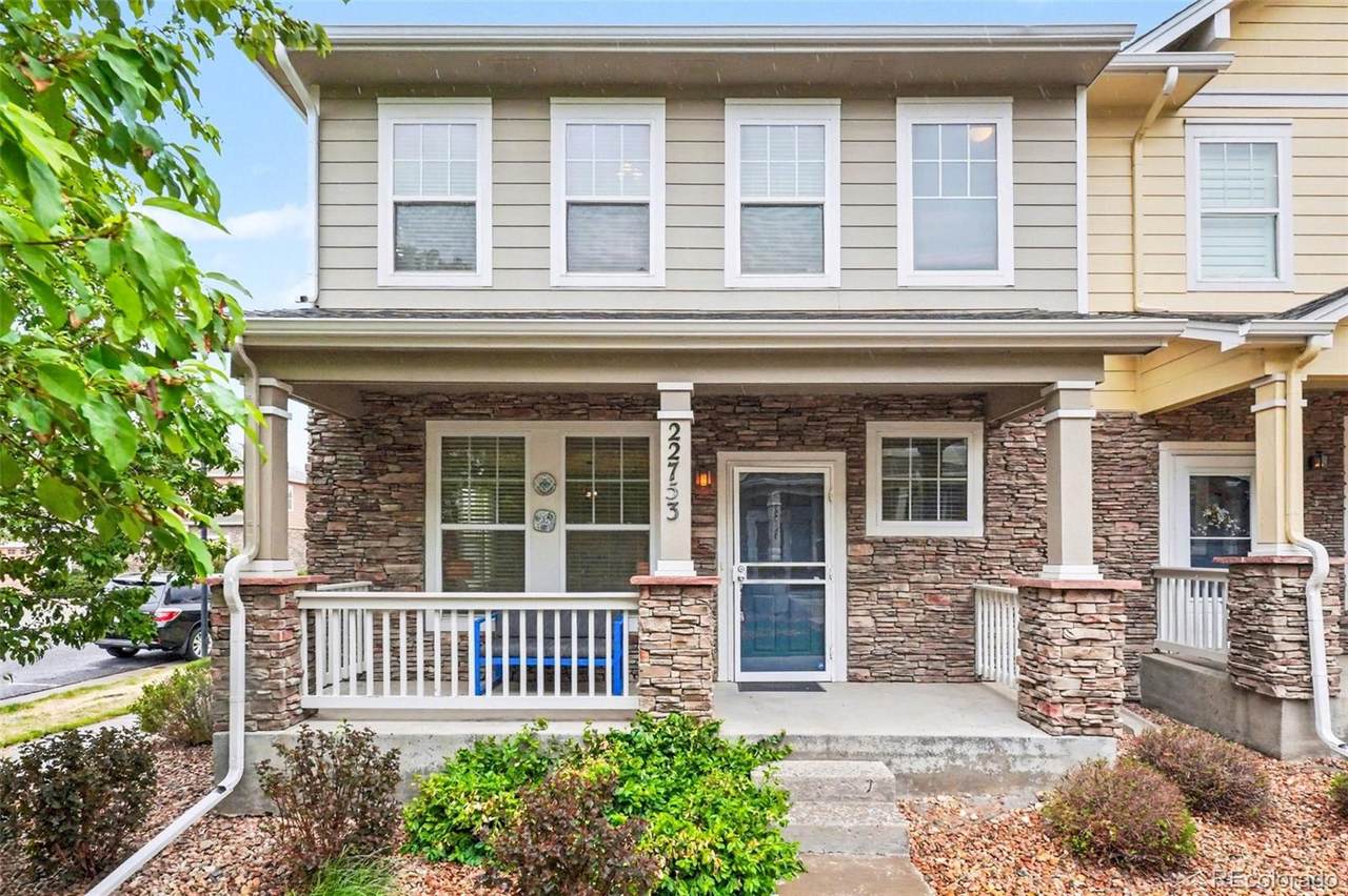22753 Briarwood Place - Photo 1