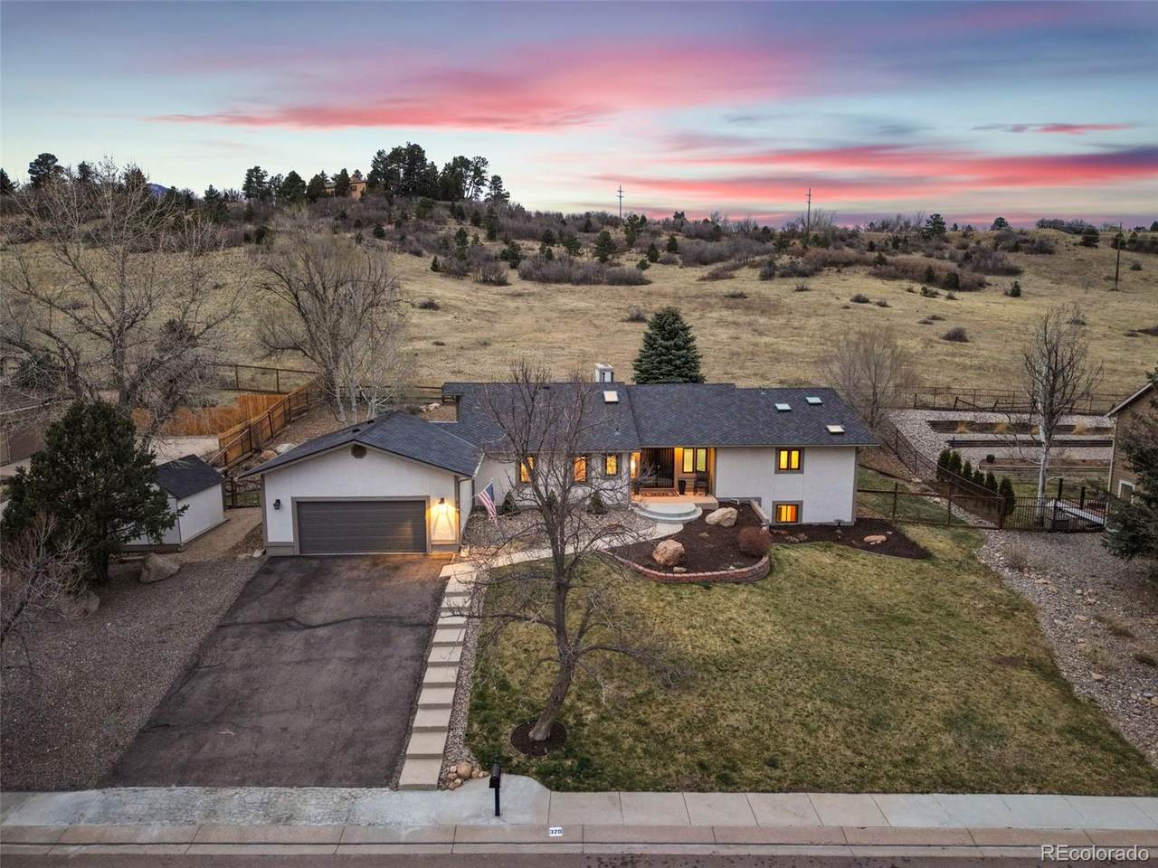 320 Hidden Creek Drive - Photo 1