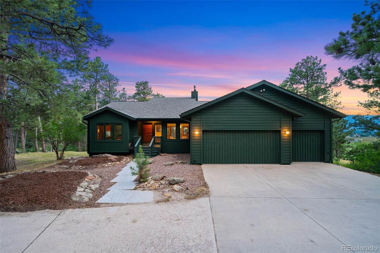1675 Oakwood Drive - Photo 1