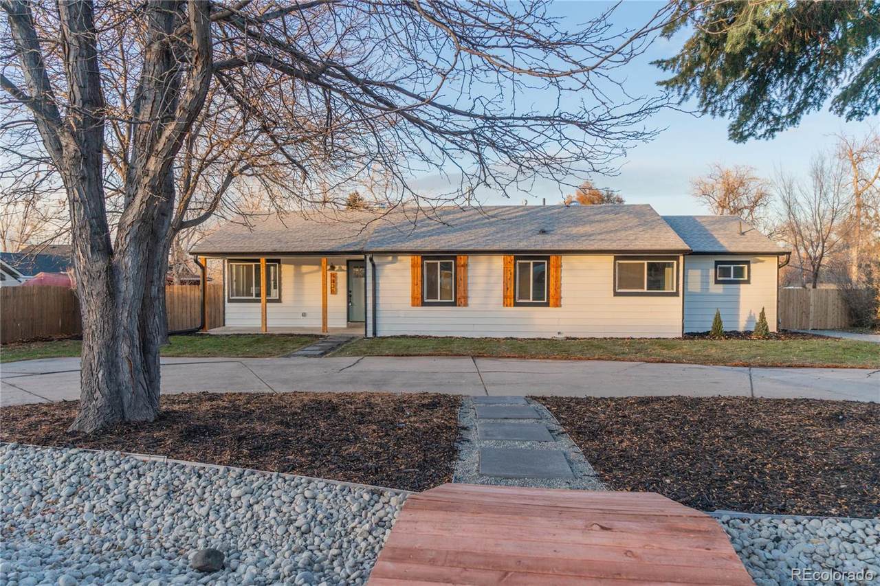 9835 36th Avenue - Photo 1