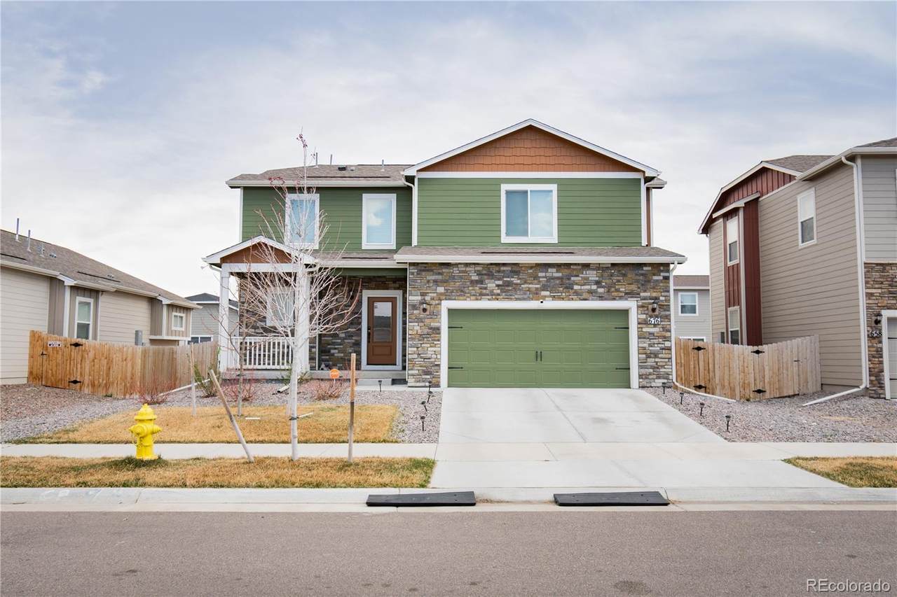 676 Hearthstone Avenue - Photo 1