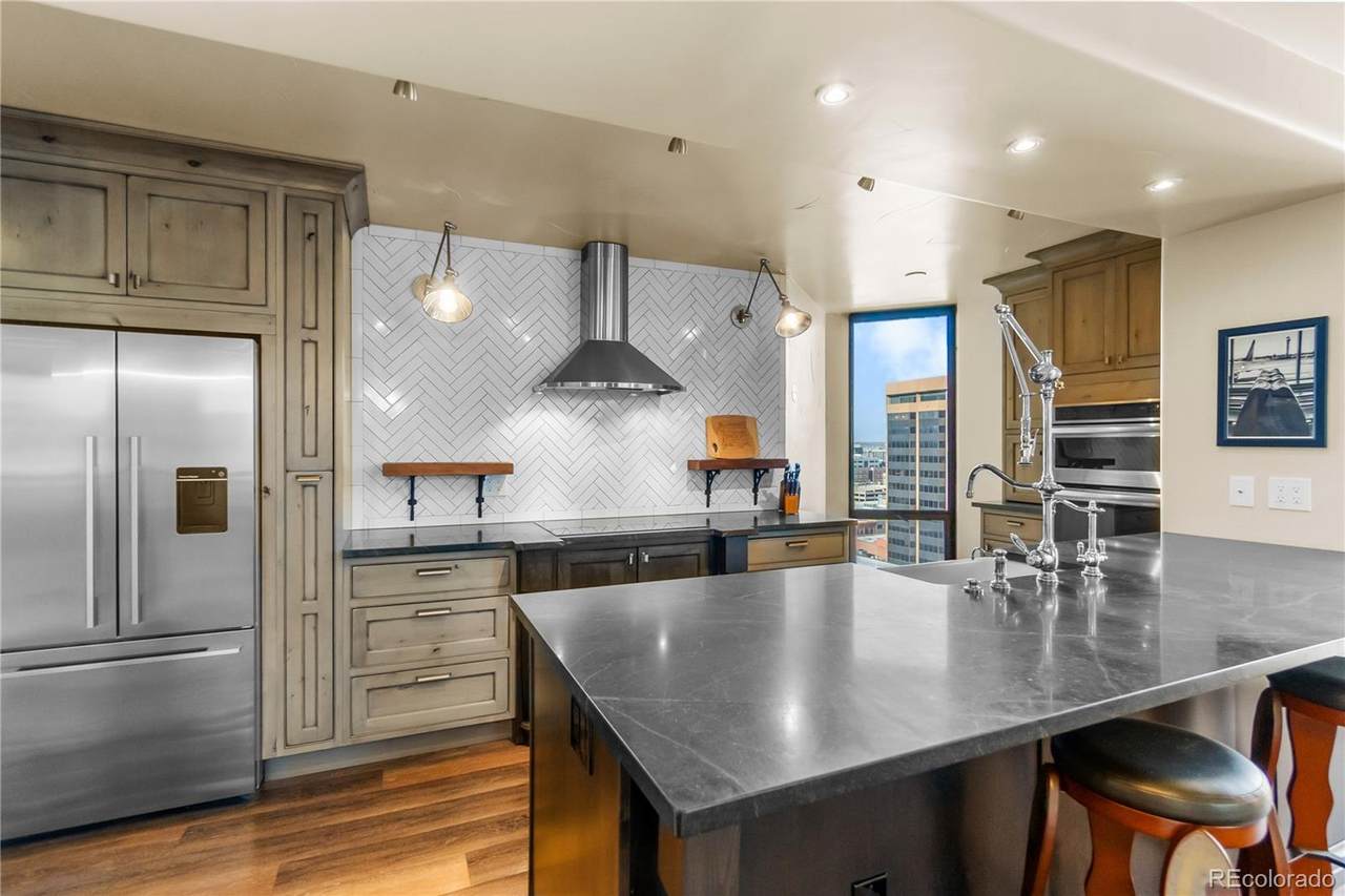 1625 Larimer Street - Photo 1