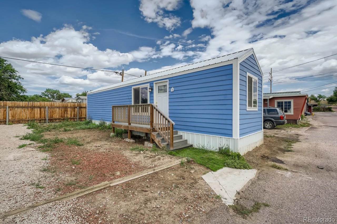 3600 Cascade Avenue - Photo 1