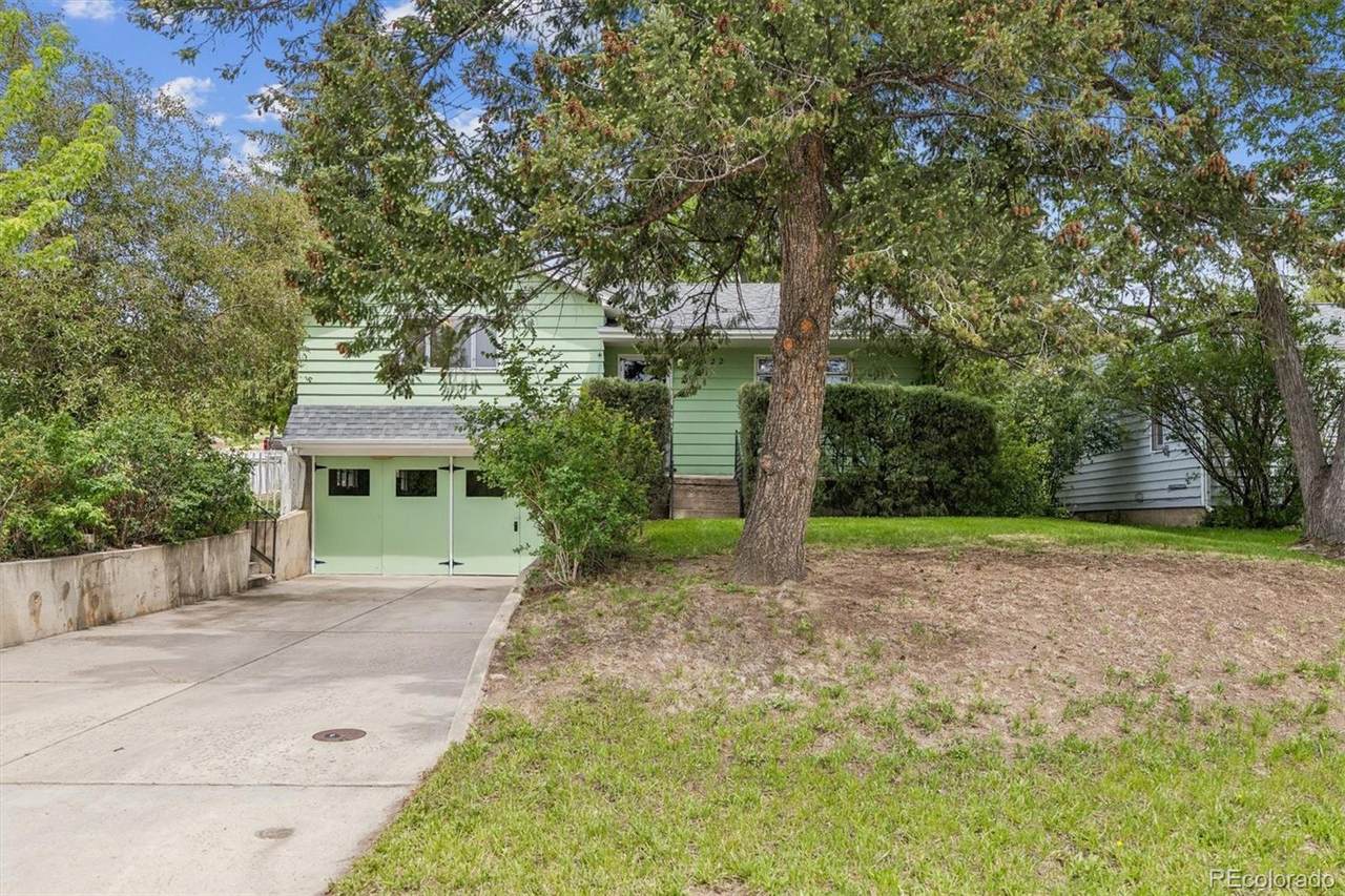 322 Gilbert Street - Photo 1