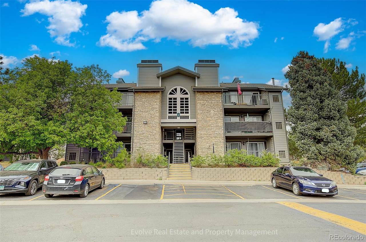 2575 Syracuse Way - Photo 1